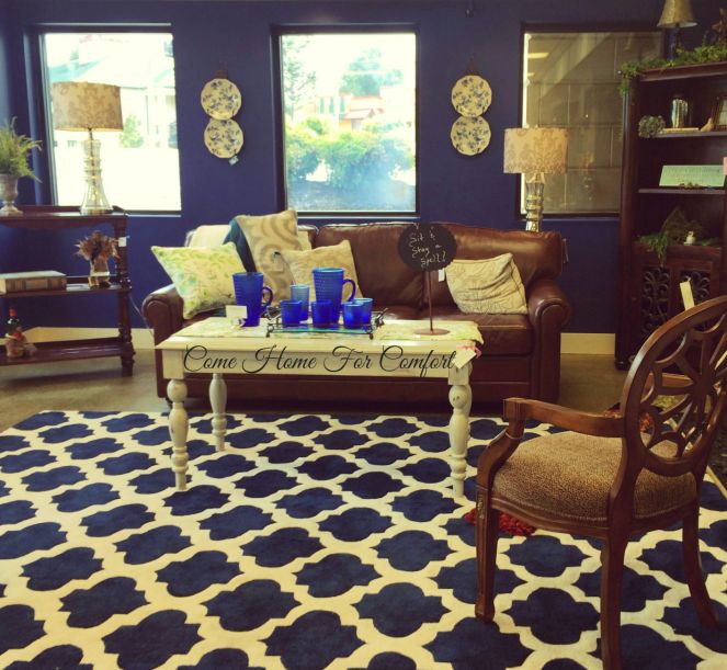 Blue Living Room Dressed For Summer