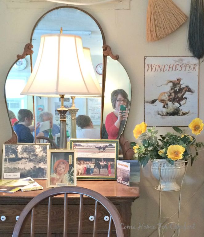 JK's Grocery via ComeHomeForComfort.com 3