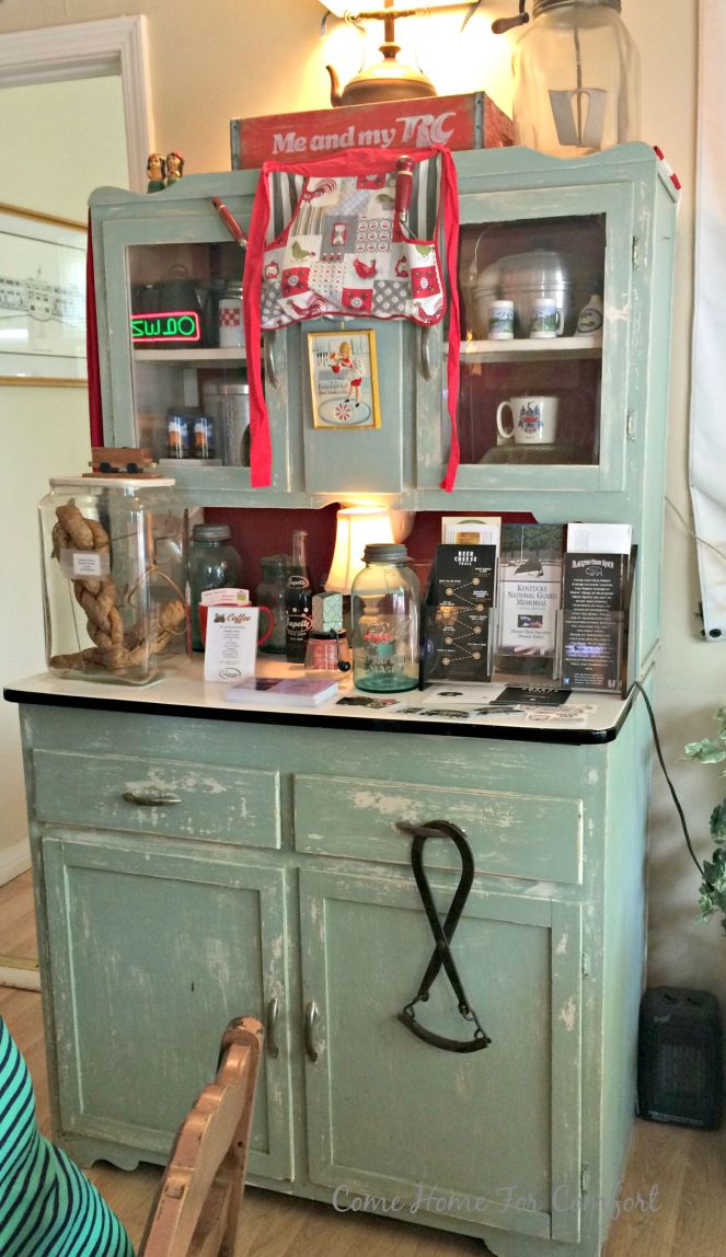 JK's Grocery via ComeHomeForComfort.com 6